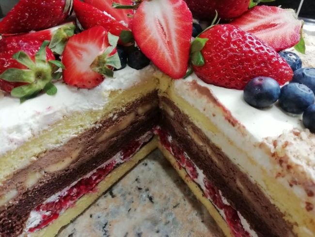 klassischer hausgemachter Kuchen