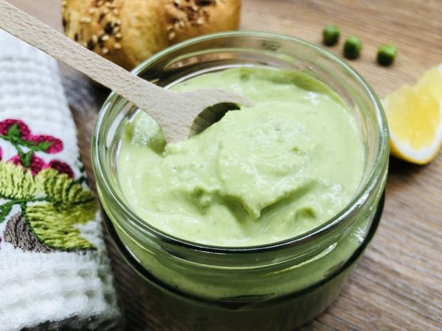 Hrášková nátierka – najlepší recept zo zeleného hrášku
