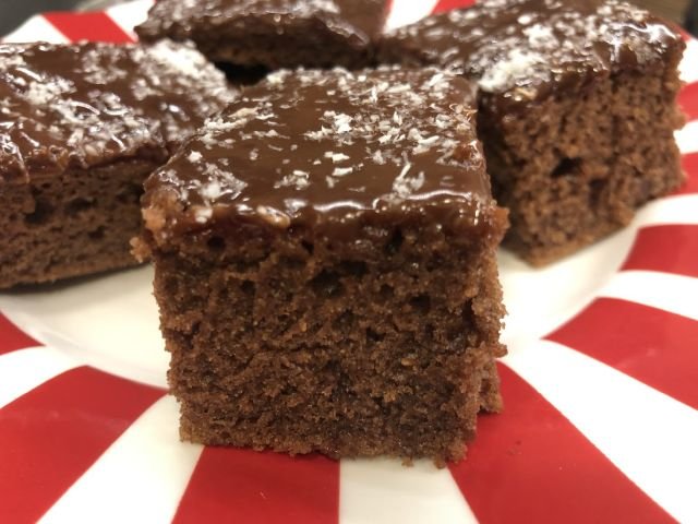 Perníkový hrnčekový koláč – TOP recept